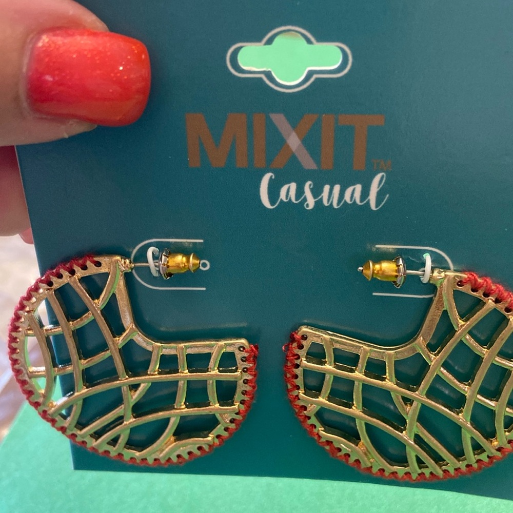 Mix it brand earrings super fun hoops red bead NWT medium size
